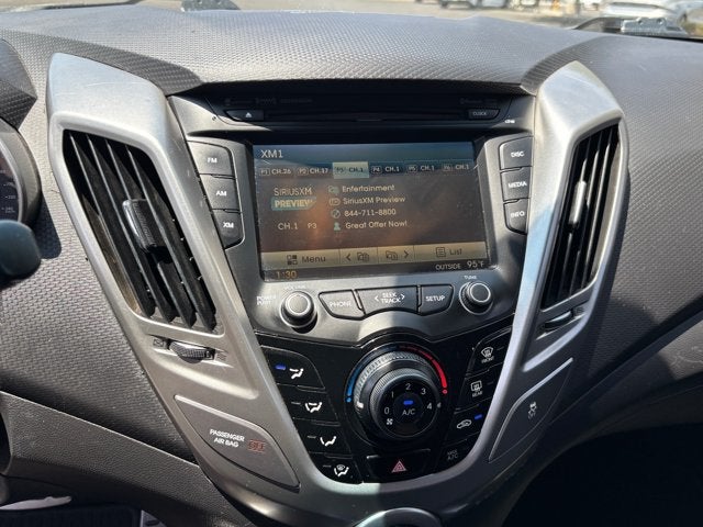 2013 Hyundai Veloster w/Black Int