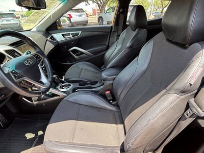 2013 Hyundai Veloster w/Black Int