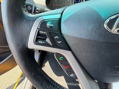 2013 Hyundai Veloster w/Black Int