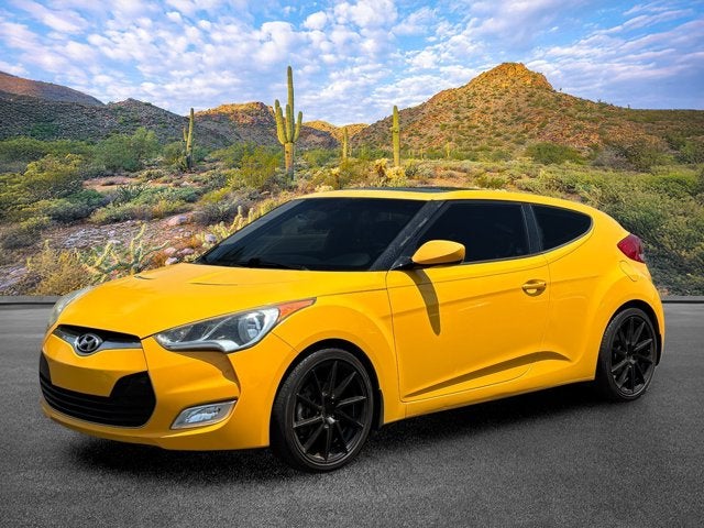 2013 Hyundai Veloster w/Black Int