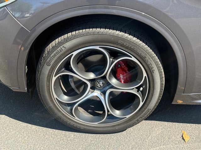 2023 Alfa Romeo Stelvio Veloce