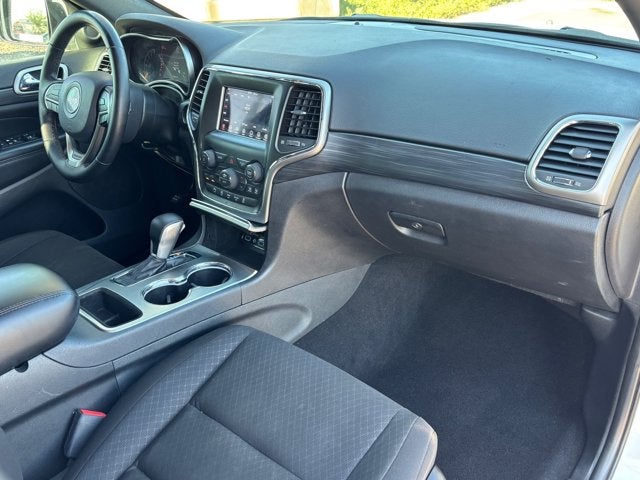 2020 Jeep Grand Cherokee Laredo E