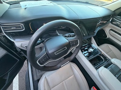 2022 Jeep Wagoneer Series III