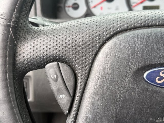 2004 Ford Escape XLT