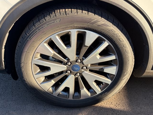 2020 Ford Escape Titanium Hybrid
