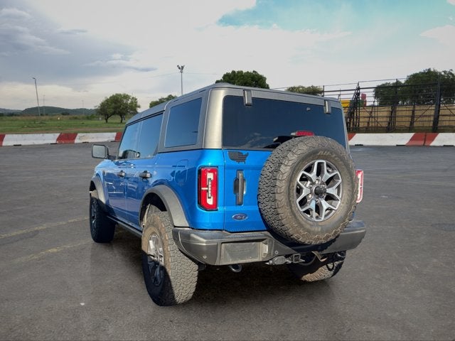 2023 Ford Bronco Base
