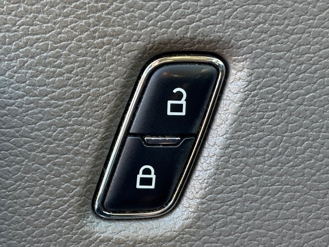 2020 Ford F-150 Base