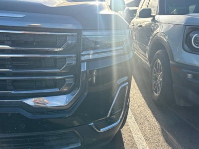 2022 GMC Acadia AT4