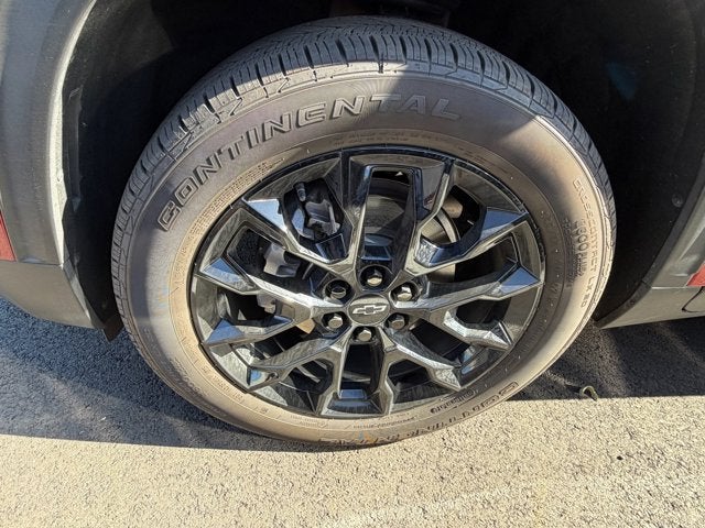 2025 Chevrolet Traverse FWD LT