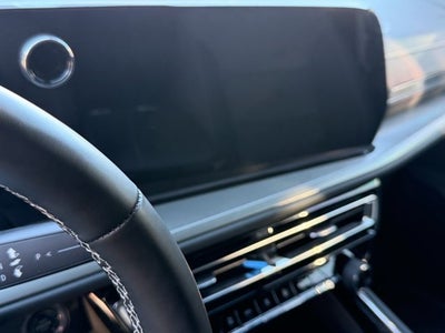 2025 Chevrolet Traverse FWD LT