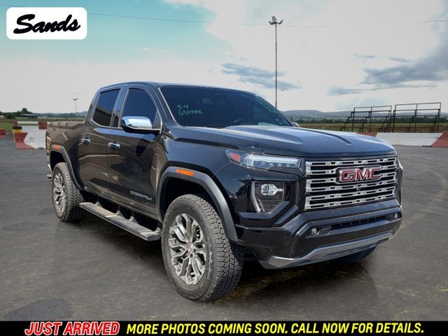 2025 GMC Canyon 4WD Denali Crew Cab Short Box's photo