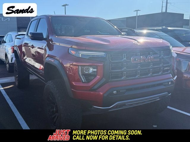 2023 GMC Canyon 4WD AT4