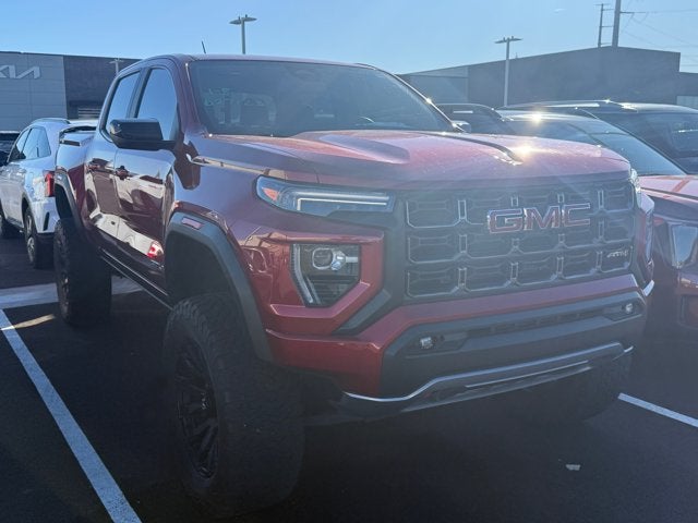 2023 GMC Canyon 4WD AT4