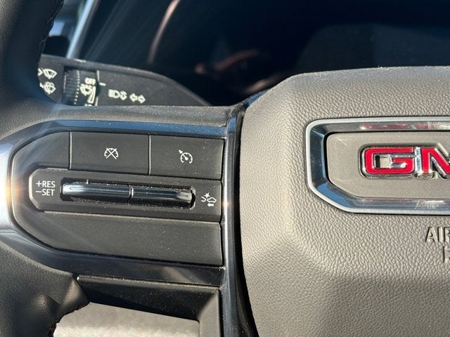 2023 GMC Canyon 4WD AT4