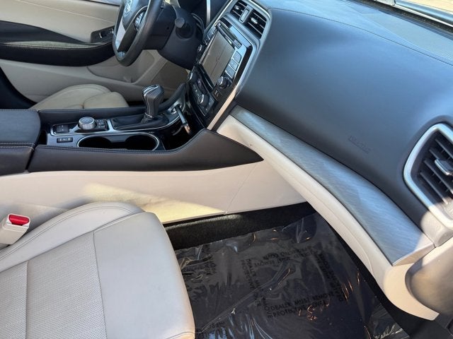 2017 Nissan Maxima SL