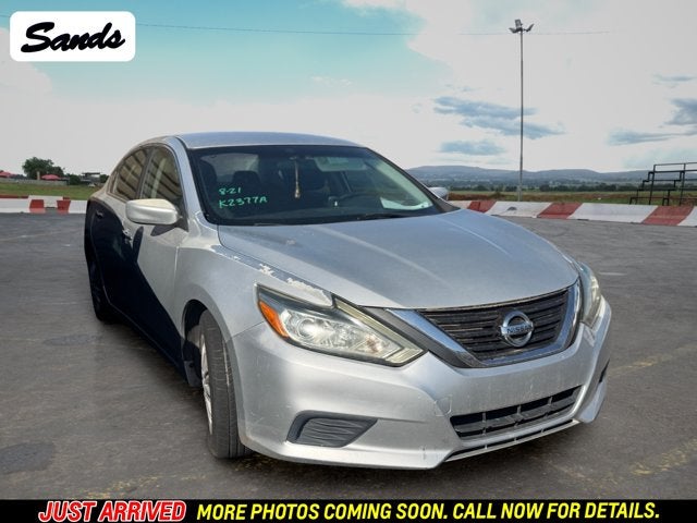 2016 Nissan Altima Base