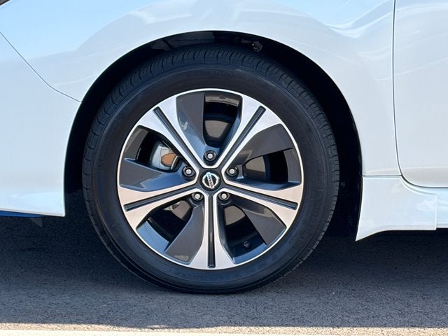 2021 Nissan LEAF SL PLUS