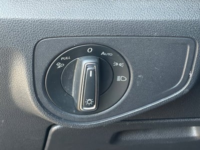 2021 Volkswagen Atlas 3.6L V6 SE w/Technology R-Line