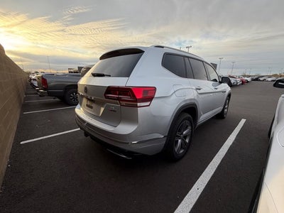 2019 Volkswagen Atlas 3.6L V6 SE w/Technology R-Line