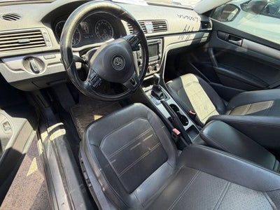 2014 Volkswagen Passat Base