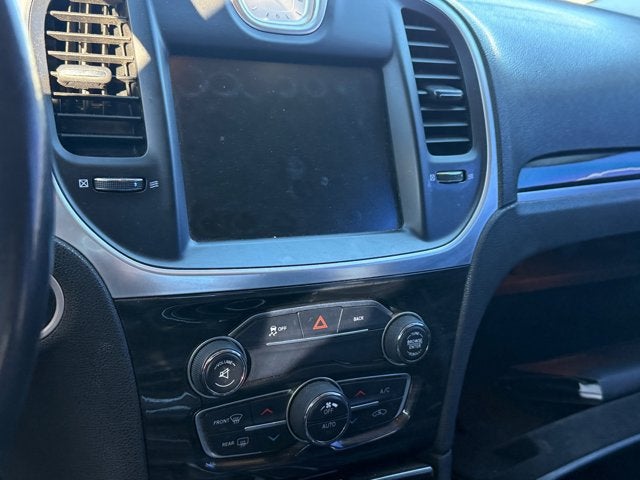 2015 Chrysler 300 Limited