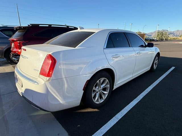 2015 Chrysler 300 Limited