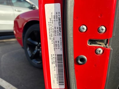 2014 Dodge Challenger SXT Plus