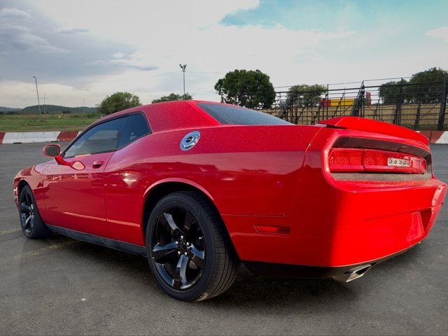 2014 Dodge Challenger SXT Plus