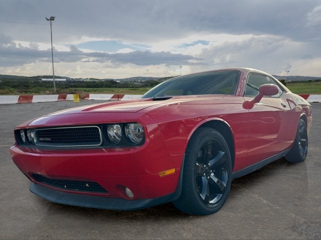 2014 Dodge Challenger SXT Plus