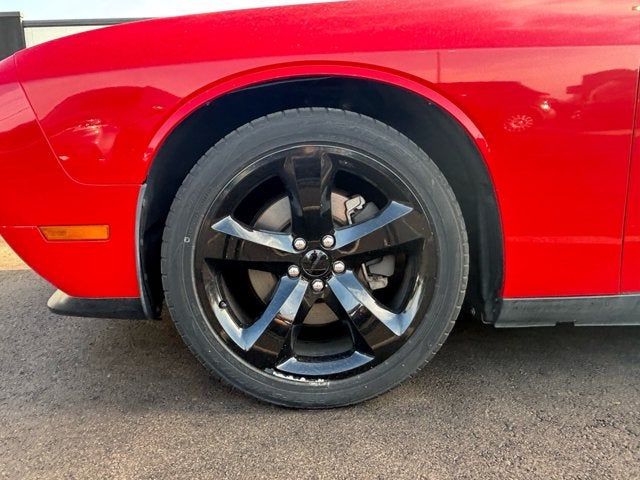 2014 Dodge Challenger SXT Plus