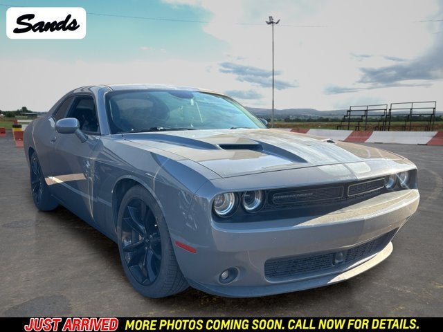 2017 Dodge Challenger SXT Plus
