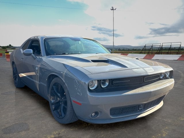 2017 Dodge Challenger SXT Plus