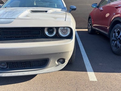 2017 Dodge Challenger SXT Plus