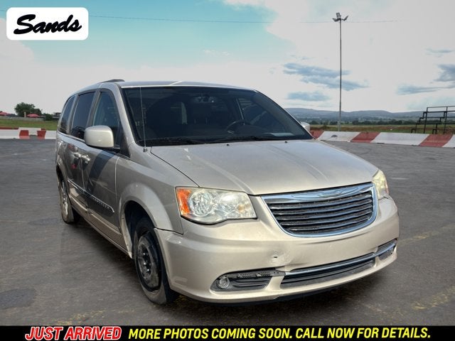 2013 Chrysler Town & Country Touring