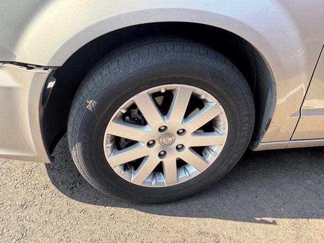 2013 Chrysler Town & Country Touring