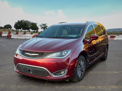 2019 Chrysler Pacifica Touring L Plus