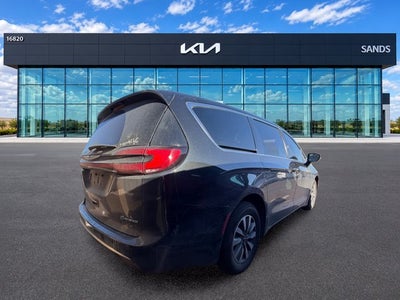 2022 Chrysler Pacifica Hybrid Touring L