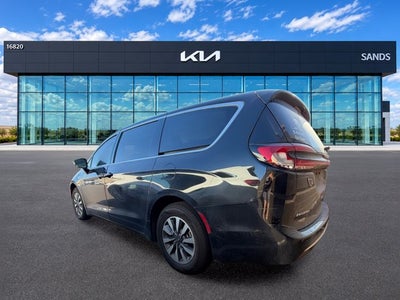 2022 Chrysler Pacifica Hybrid Touring L