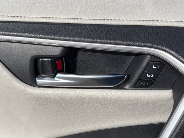 2022 Toyota RAV4 Limited