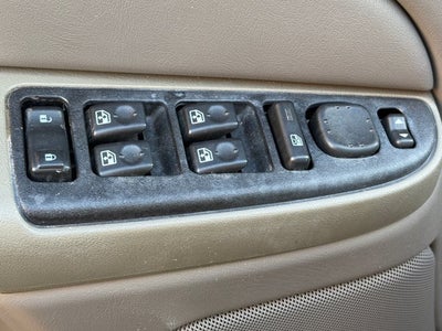 2005 Chevrolet Avalanche LS