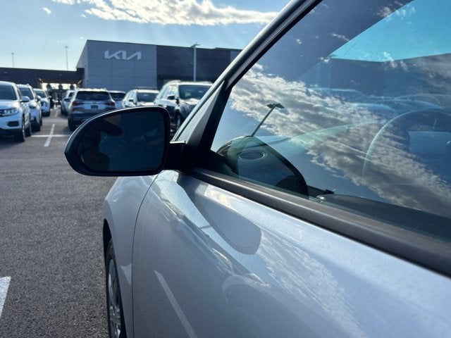 2022 Kia Rio S