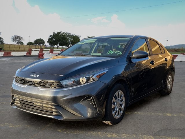 2023 Kia Forte LX