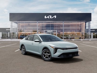 2026 Kia K4 LXS