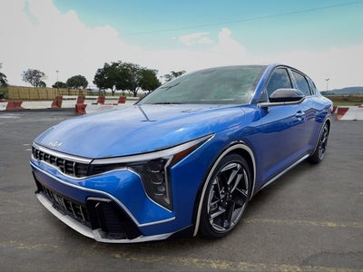 2025 Kia K4 GT-Line