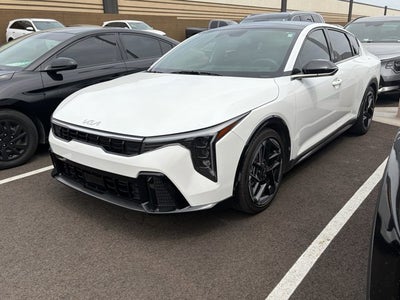 2025 Kia K4 GT-Line