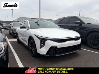 2025 Kia K4 GT-Line