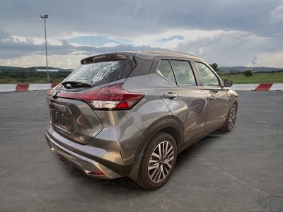 2022 Nissan Kicks SV