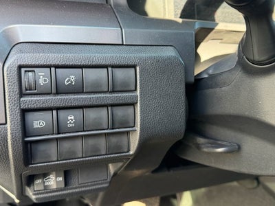 2025 Toyota Tacoma 4WD SR5