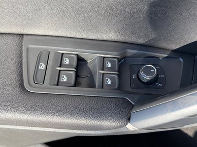2018 Volkswagen Tiguan Base