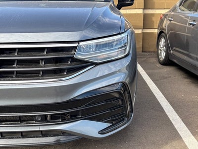 2022 Volkswagen Tiguan SE R-Line Black